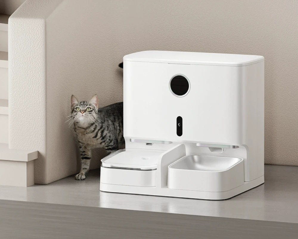 Navigating The Future Of Pet Care With Automatic Water Feeders For Dogs