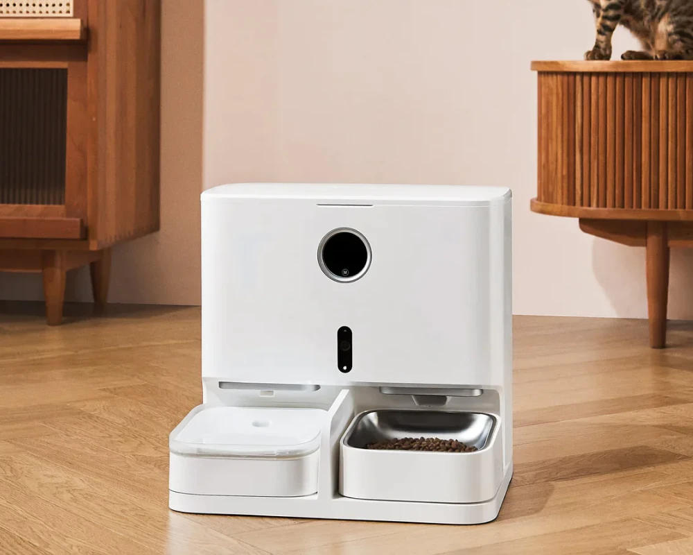 Ace Pet Care With The Best Cat Feeder With Camera: A Step Into Next-Gen Animal Nurturing